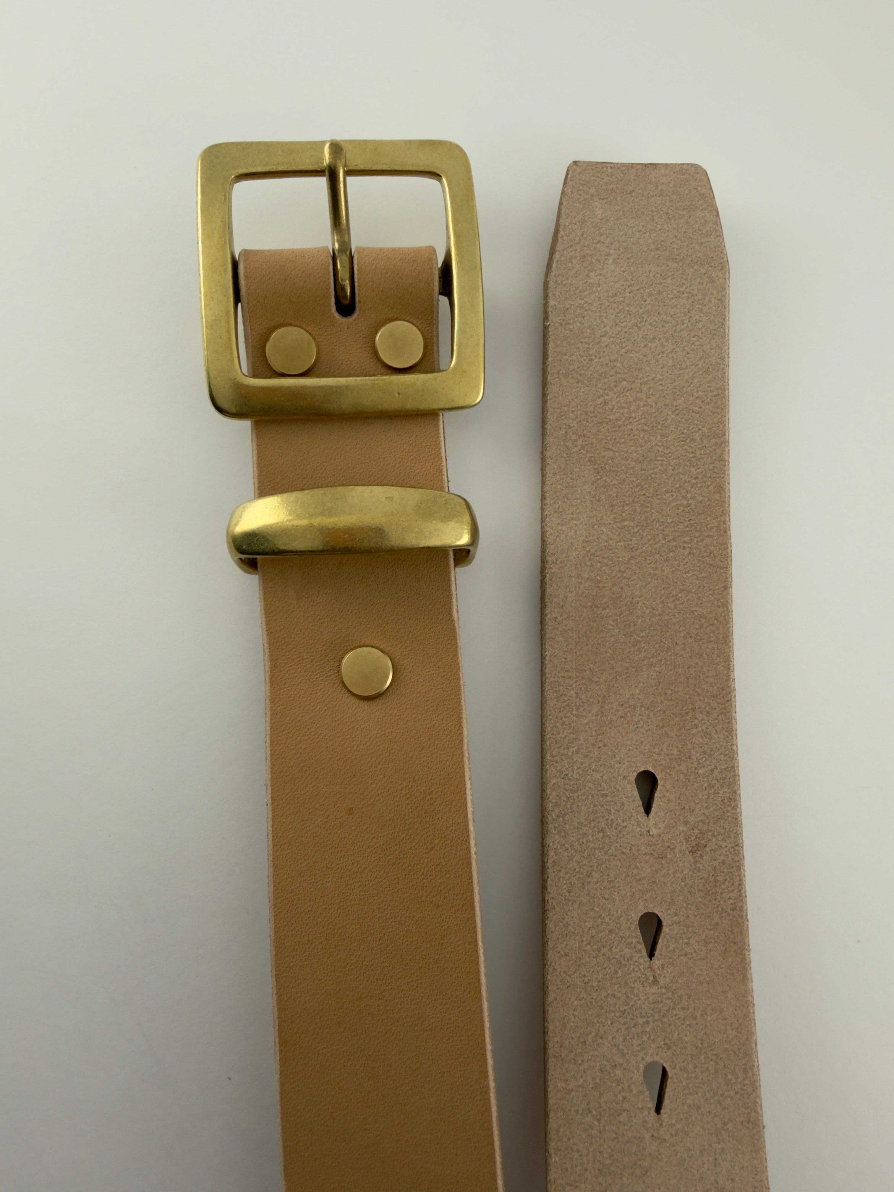 Square Buckle Belt in Oak Bark Bridle Leather - Natural