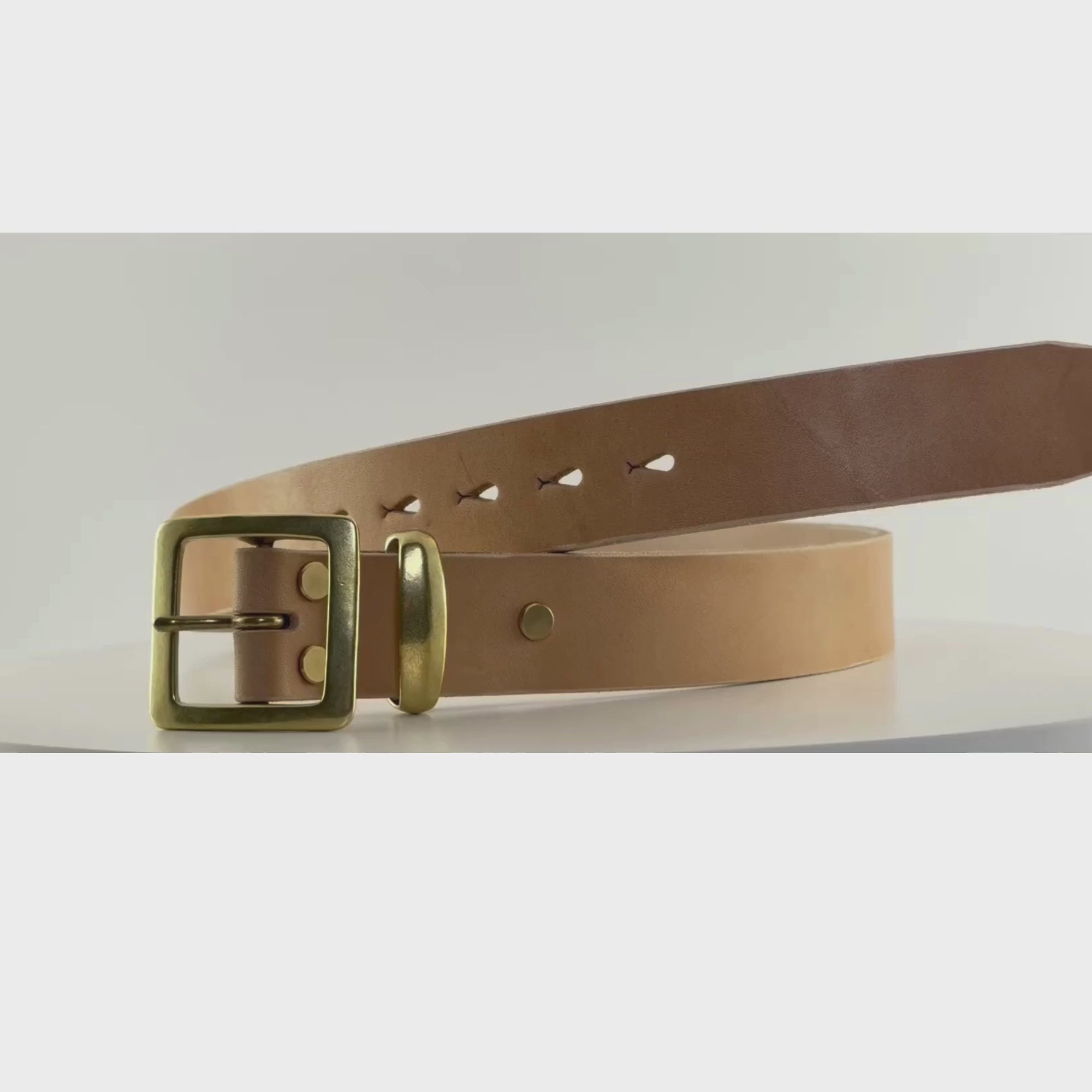 Square Buckle Belt in Oak Bark Bridle Leather - Natural
